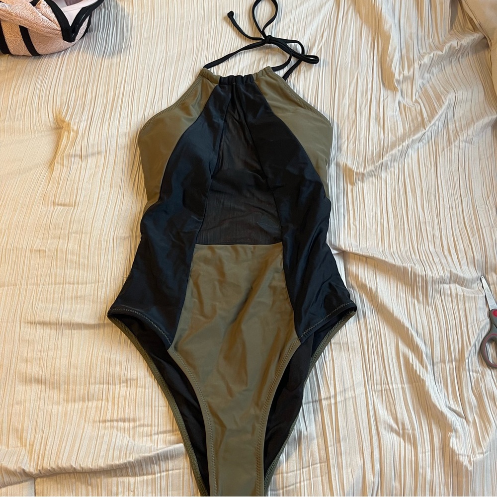 Cupshe Olive Green and Black One-Piece Swimsuit - Picture 2 of 12